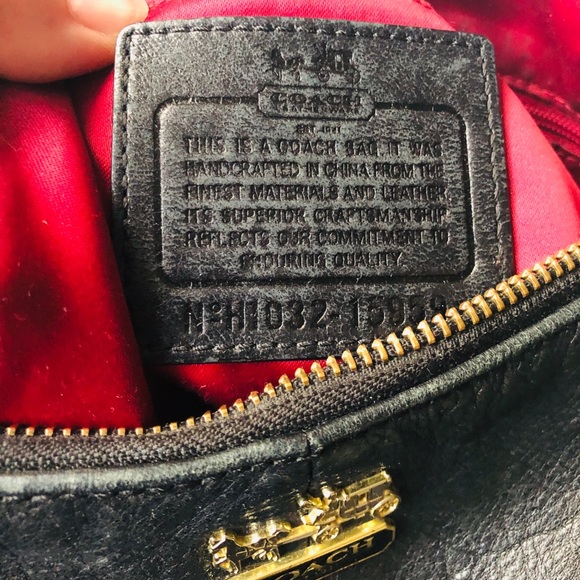 COACH Vintage Black Leather Cross-Body Bag - Picture 4 of 6